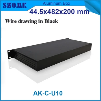 Elektronické projektu box 44.5(H)x482(W)x200(L) mm lisovaných hliníkových krytov Black vysokej kvality a nízkej cene hliníkového šasi