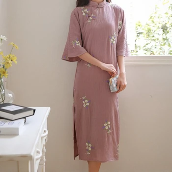 Čínske Šaty Cheongsam Autumu Dlhý Rukáv Kvetinové Výšivky Retro Štýl Slim Elegantné Šaty Štrbinou Ženy Šaty Qipao 2021 Nové